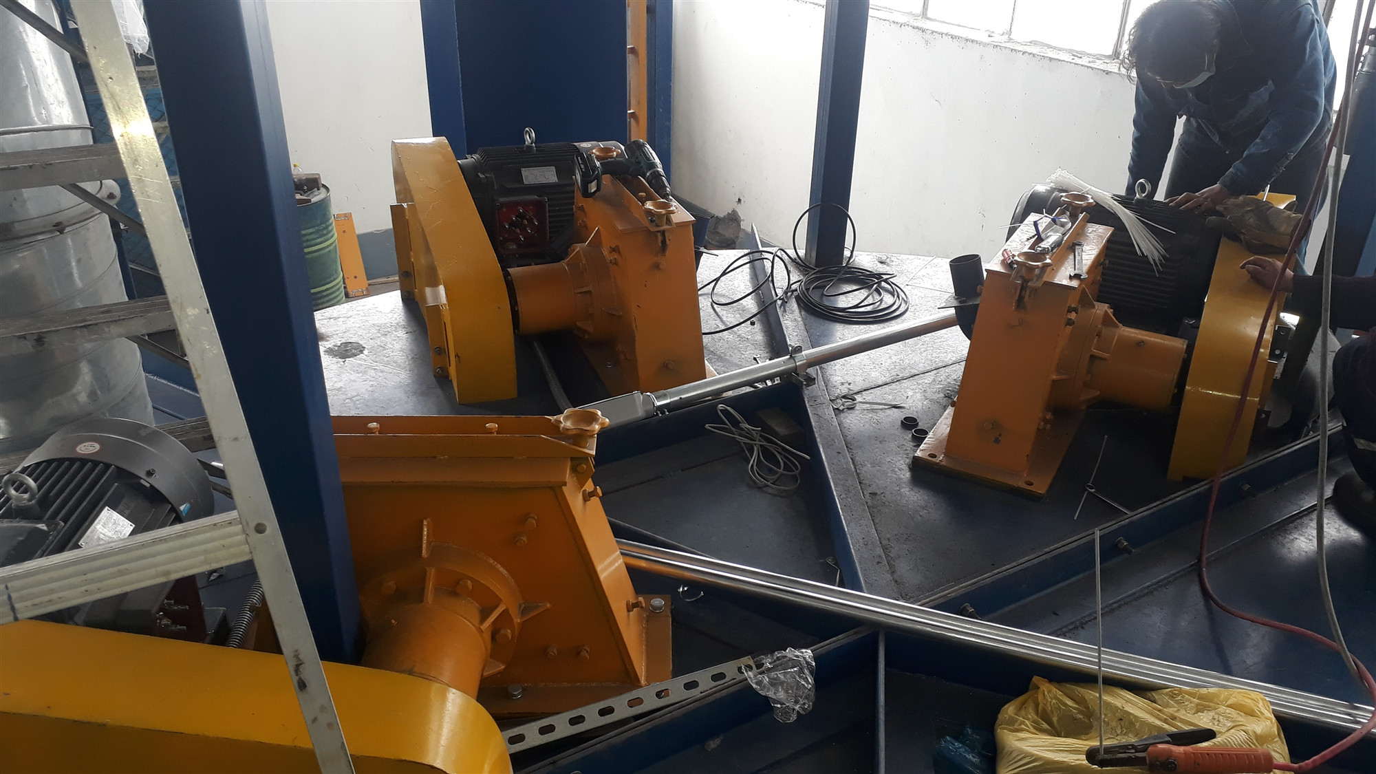 Peru Q3540 series shot blasting machine ke kau ʻia nei